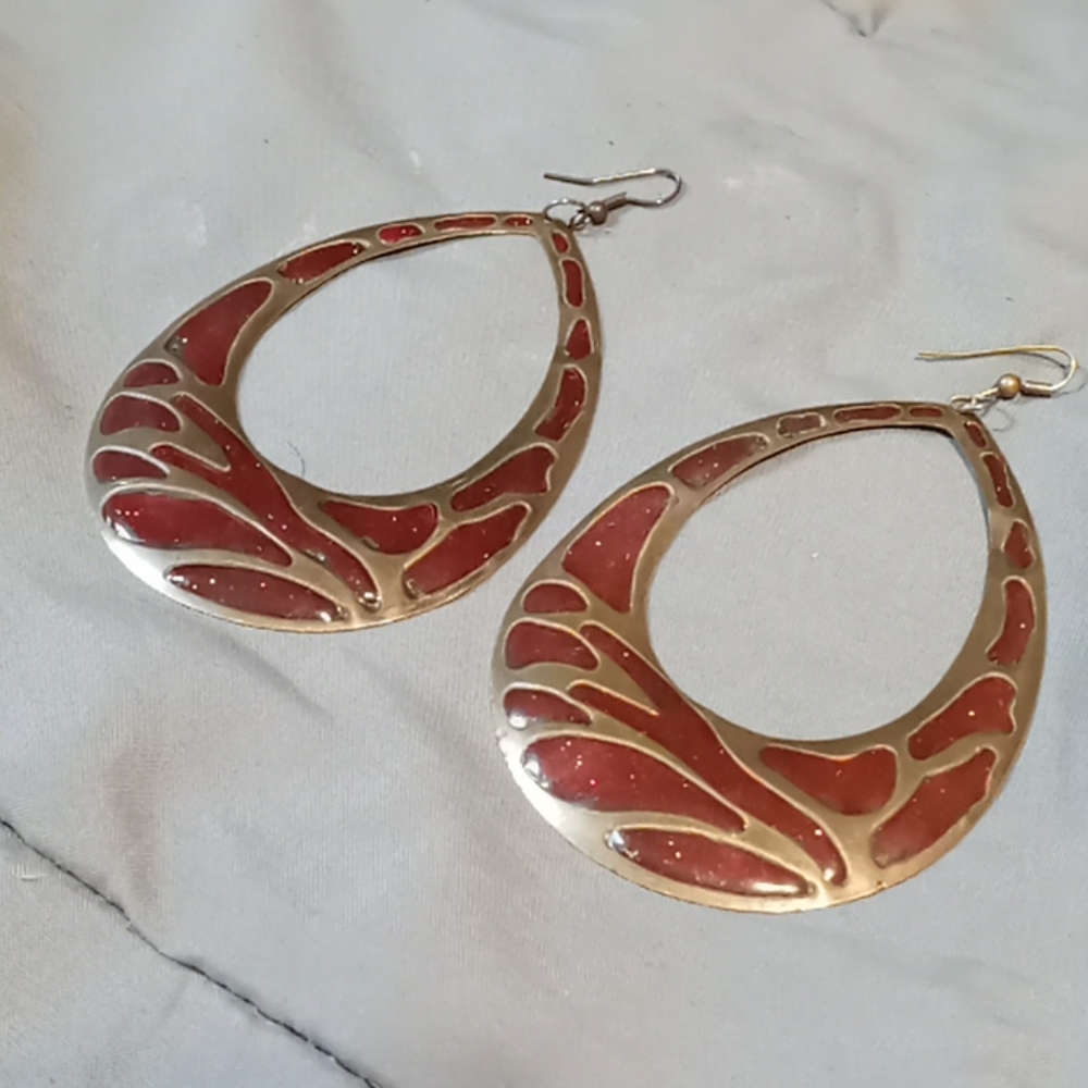Jewelry - Picture 2 of 2